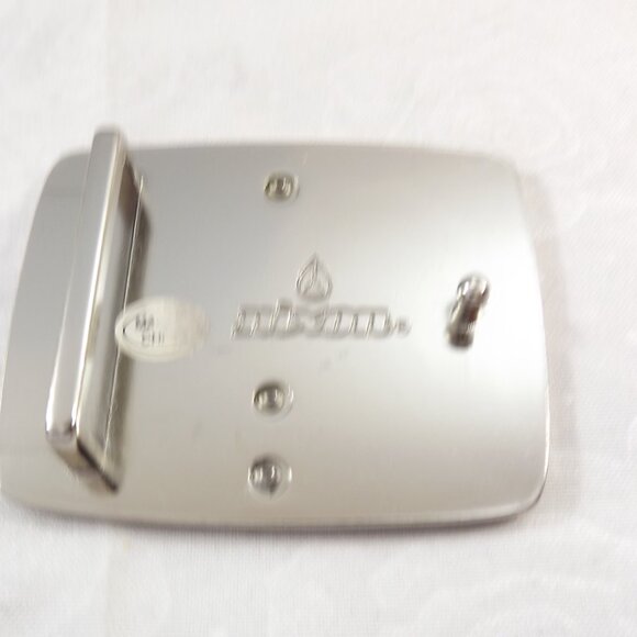 Distressed Nixon Belt Buckle, Brown Faux Wood Grain with Silver Tone Trim - Picture 5 of 7